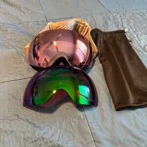 Oakley Flight Deck Womens Snowboard Goggles With Spare Lens